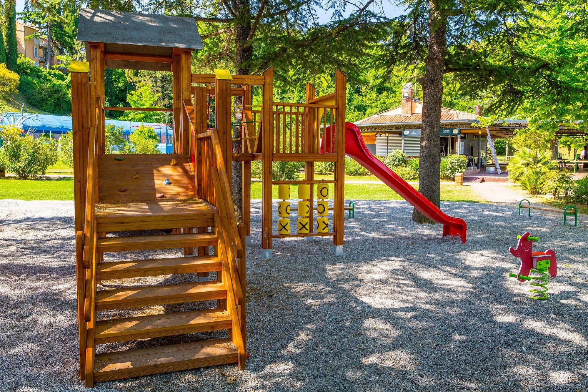Dependences - San Simon Resort Izola Exterior photo